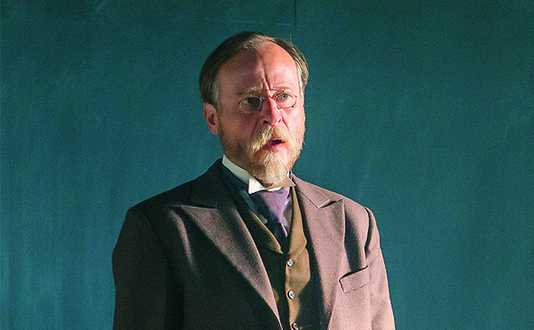 Karel Roden jako T. G. Masaryk.
