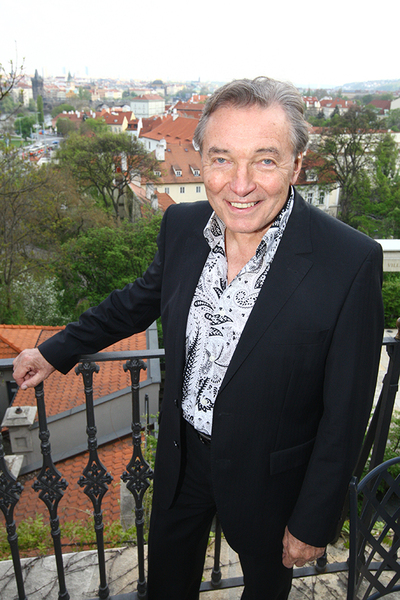 Karel Gott.