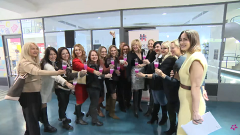 Hanka Kynychová o ženské energii, Standa Hložek bilancuje a divadelní legenda stále žije