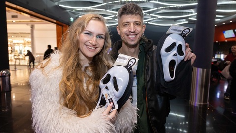 Ghostface řádil v pražském kině