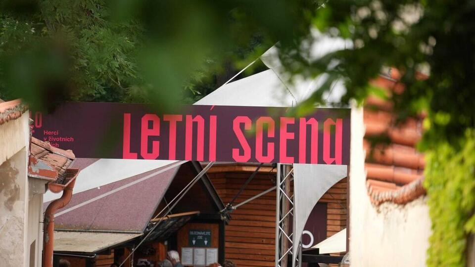 Letní scéna Divadla Ungelt nabídne divadelní western s Dvořákem i psychothriller s Chýlkovou