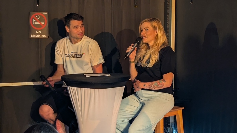 Těhotná Soukalová neztrácí chuť sportovat. Dorazila na světový pohár horských kol